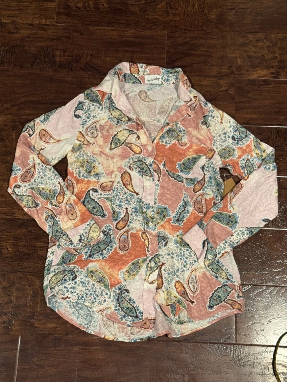NWT The Nu Vintage Long Sleeve Button Down Paisley Pattern Size Small